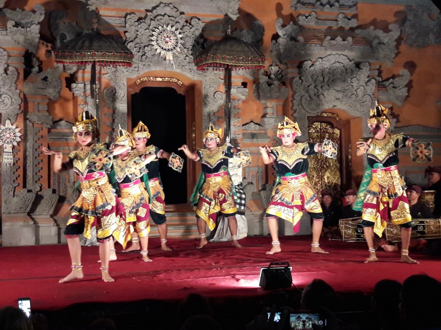 Danse balinaise Lelong à Ubud, Bali&nbsp;(video)